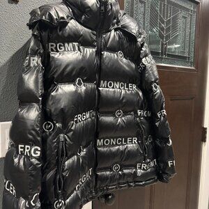 Moncler Men's Black Jacket